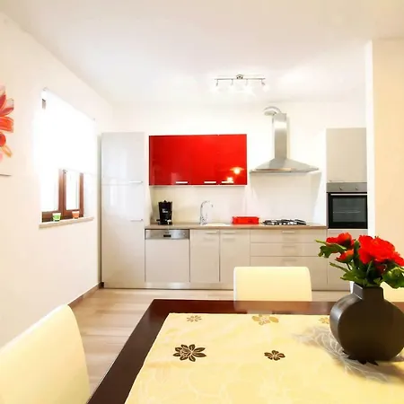 Holiday home Danica *
